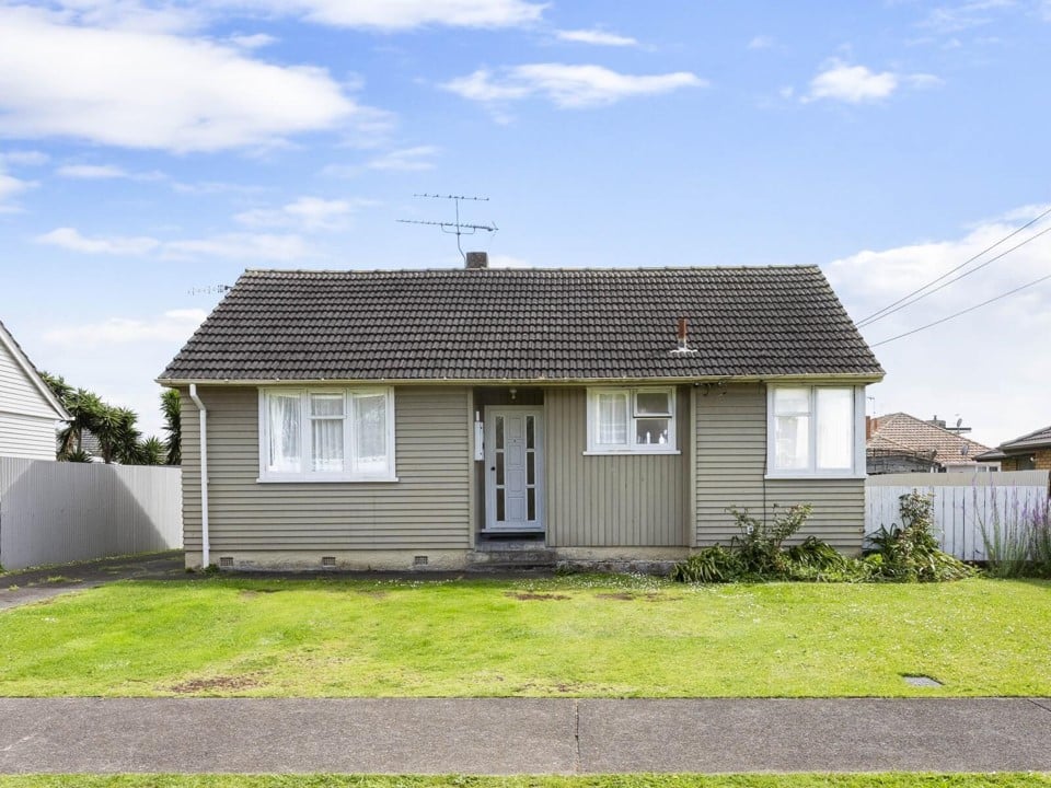 22 Tuakiri Street, Point England 22 Tuakiri Street, Point England